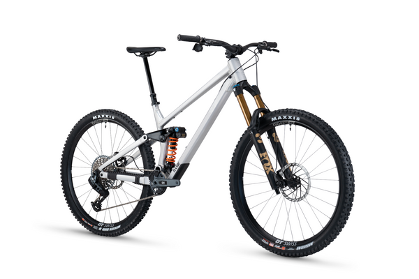 Madonna V3.2 Fox Factory Complete Bike
