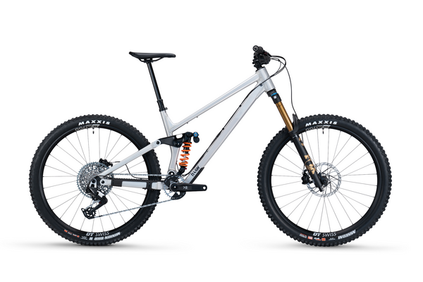 Madonna V3.2 Fox Factory Complete Bike