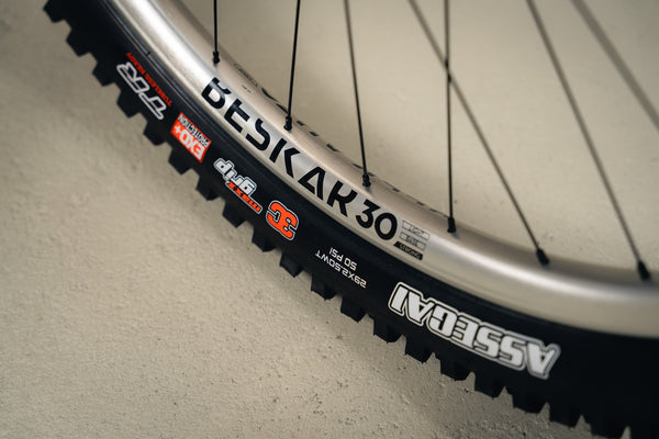 Madonna V3 Fox Podium Build