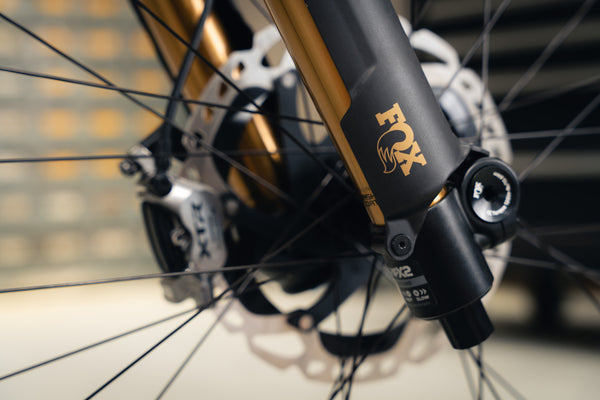 Madonna V3 Fox Podium Build