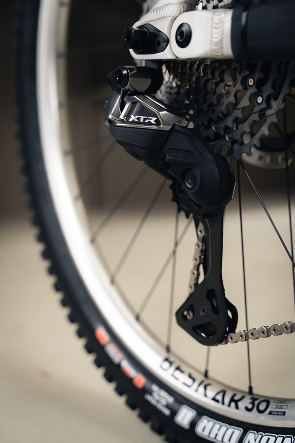 Madonna V3 Fox Podium Build