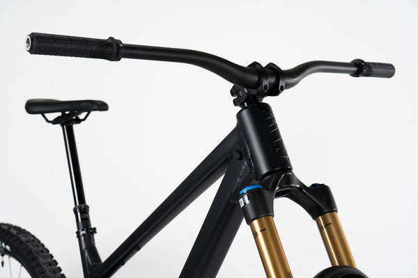 Madonna V3 Fox Factory Rolling Chassis