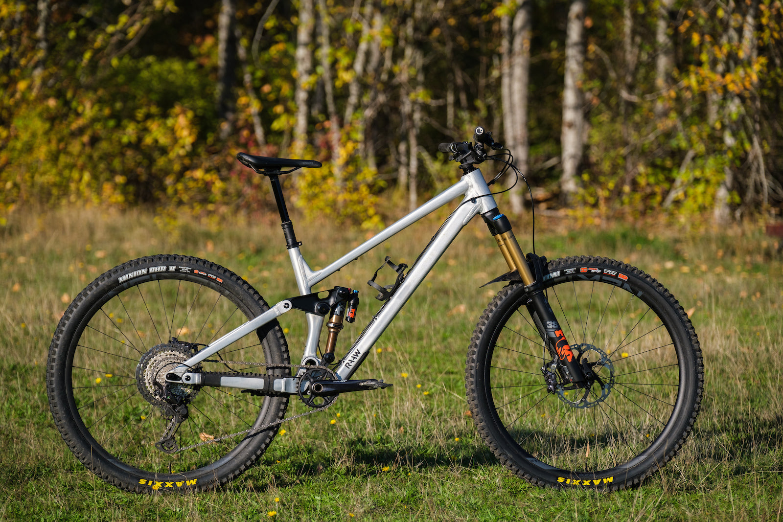 Raaw mtb deals